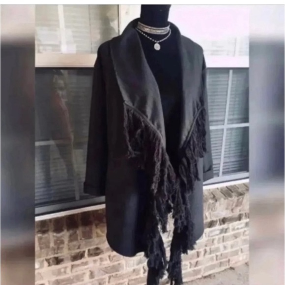 NEW FRINGE BELTED COAT WITH POCKETS - Picture 6 of 11